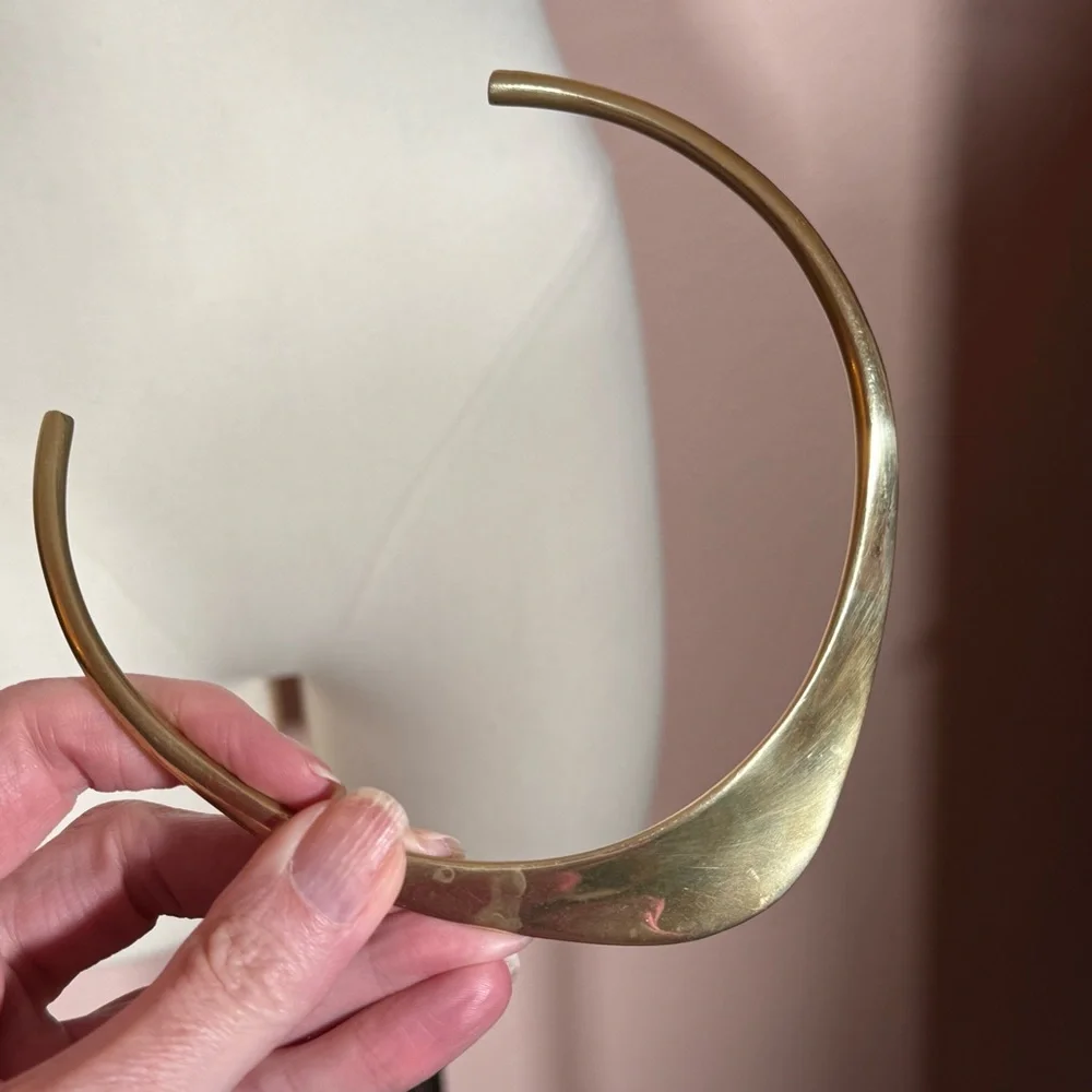VIntage 1960 '70 MCM Modernist deco gold Brass Minimalist Choker Collar Necklace - Picture 12 of 17